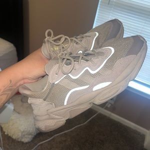 Adidas Ozweegos 9.5W
